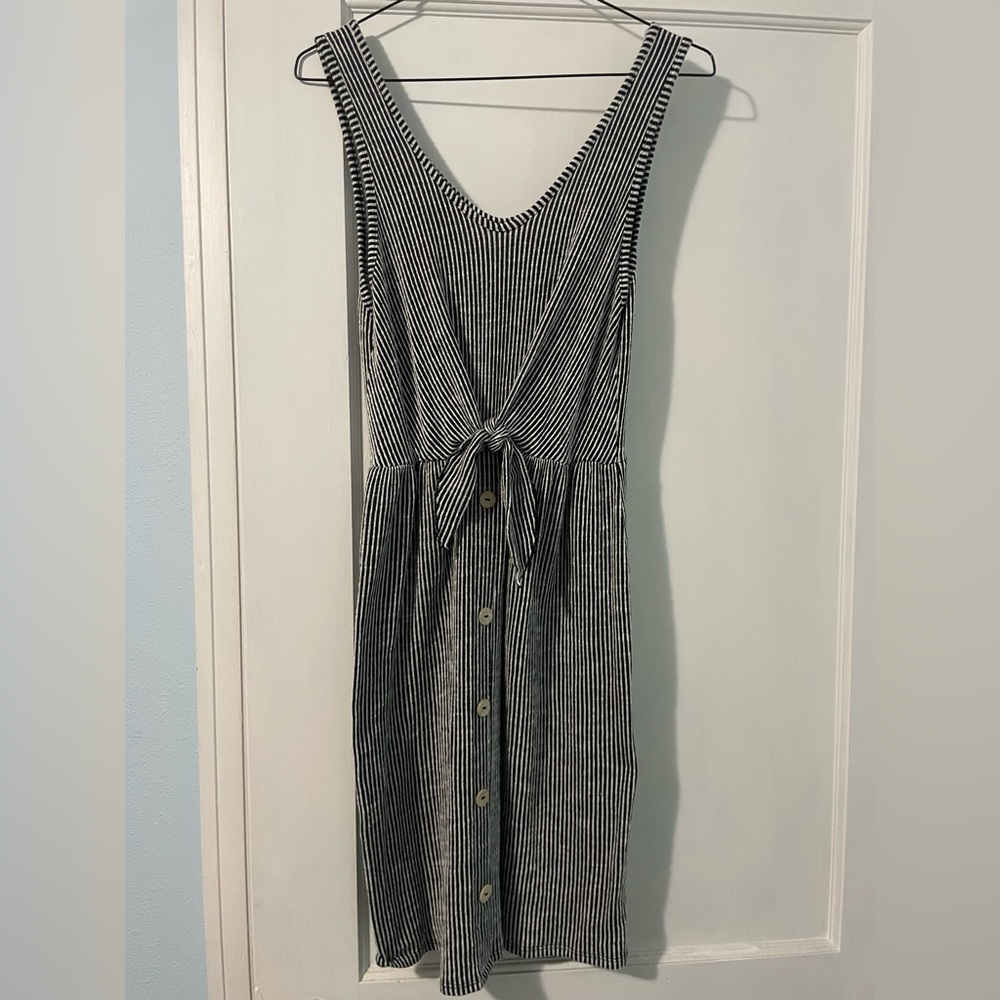 Super Comfy Ruched Tie Front Midi Dress